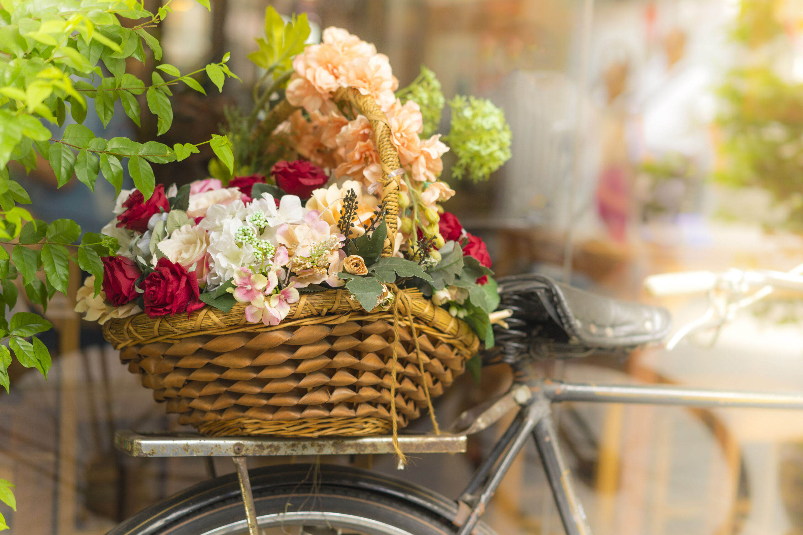 4 Reasons Why You Should Consider Buying Flowers
